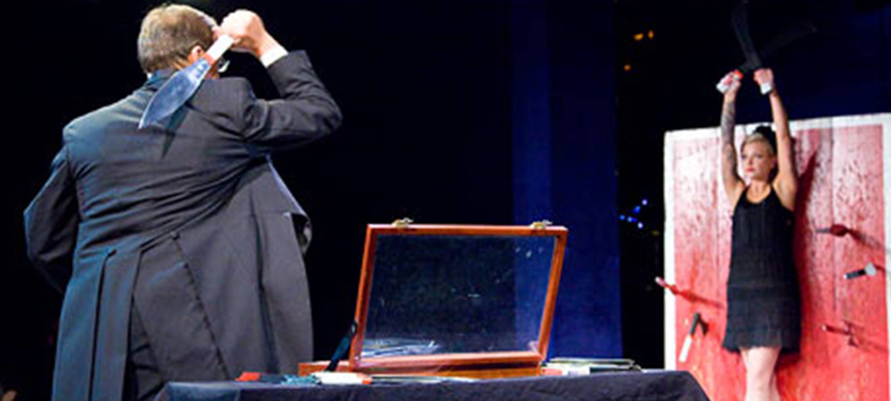 Zielscheibenfehler: "Die weibliche Täterschaft wirft die Frage auf, wie die Öffentlichkeit mit diesem Sachverhalt umgeht." (Stellungnahme des MANNdat zum Amoklauf in Lörrach)