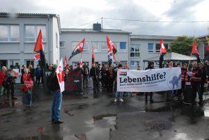 Nach innen sozial, nach außen brutal