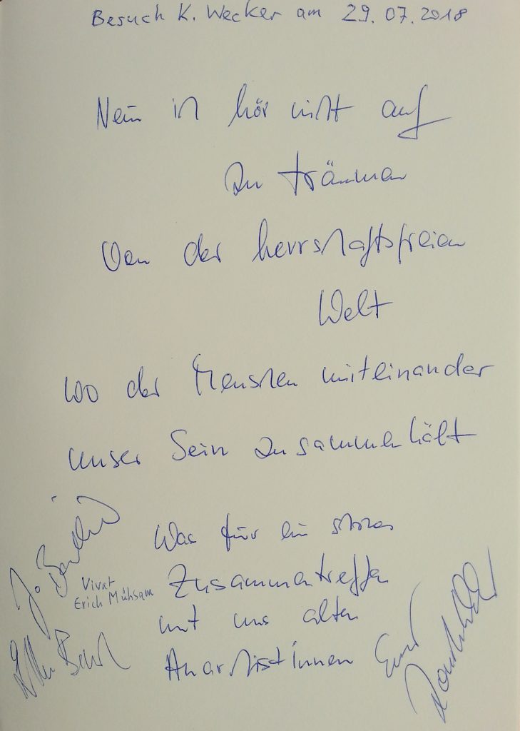 Konstantin Wecker im Gästebuch eingetragen