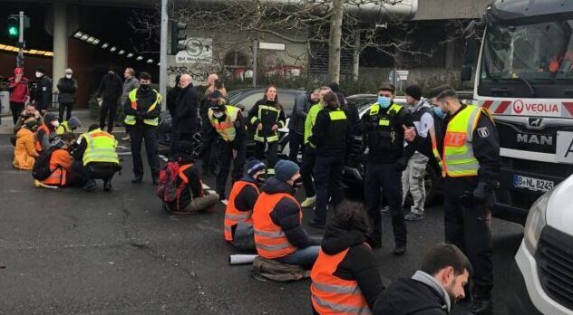 Umbruch jetzt statt Zusammenbruch morgen!